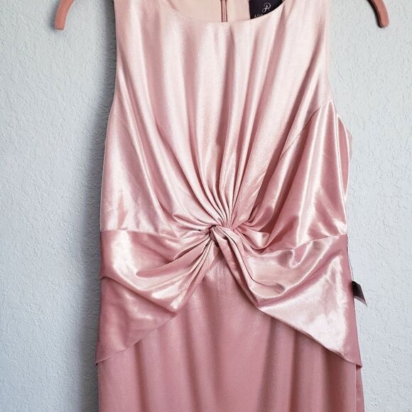 Adrianna Papell Pink Champagne Velvour Twisted Gown - Picture 5 of 11
